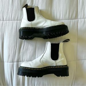 Doc Marten 2976 Smooth Leather Platform Chelsea Boots White US 7 / UK 5